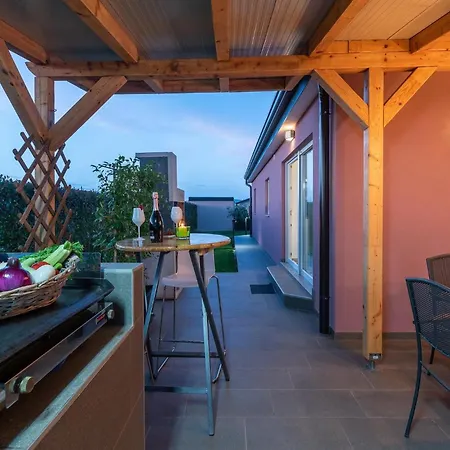 Elorea Vakantiehuis Nova Vas (Brtonigla)